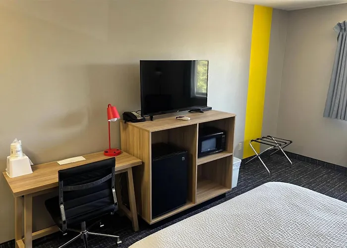 Super 8 By Wyndham Rexburg