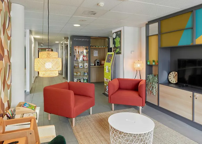 B&B HOTEL Paris Romainville Noisy-le-Sec