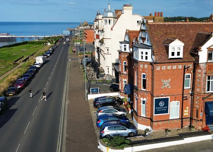 Sandcliff Guest House Cromer