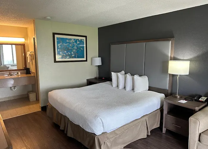 Ramada By Wyndham