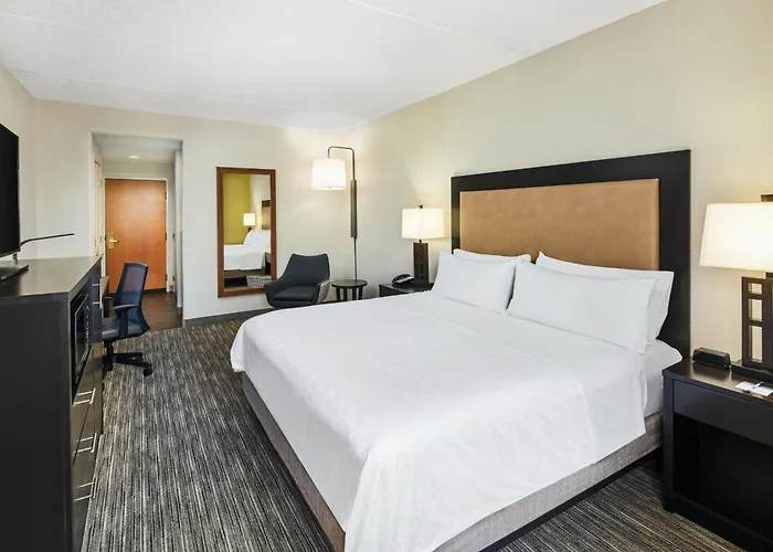 Holiday Inn Express & Suites Jacksonville South East - Medical Center Area By Ihg