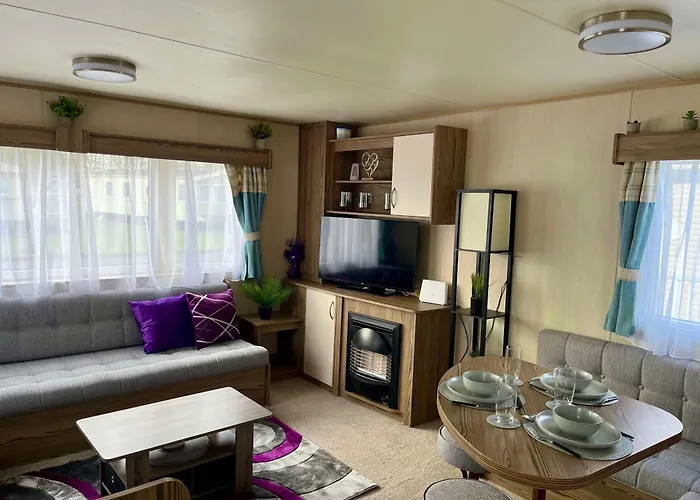 275 - Butlins Skegness, Pet Friendly And Wifi - Meadow Lakes Caravan & Lodge Hire