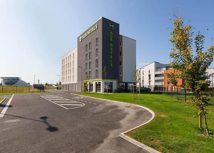 B&B HOTEL Orléans Saran