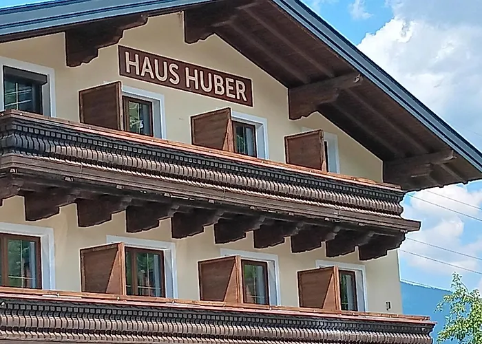 Haus Huber Zimmer und Apartments