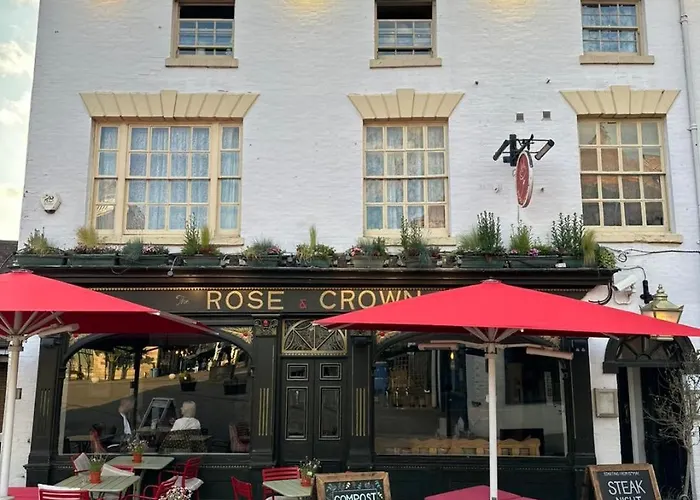 The Rose And Crown Hotel Warwick 