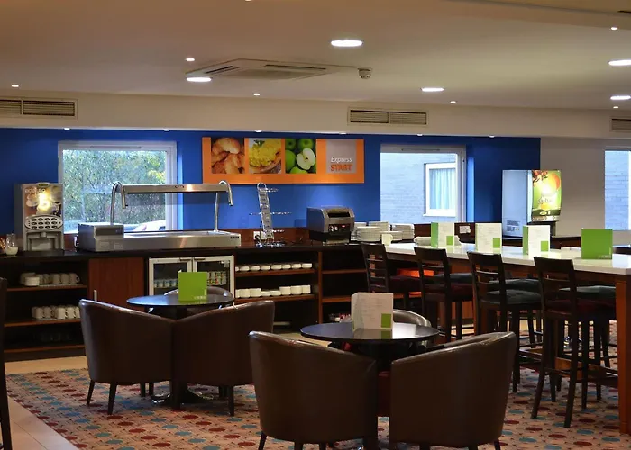 Holiday Inn Express By Ihg