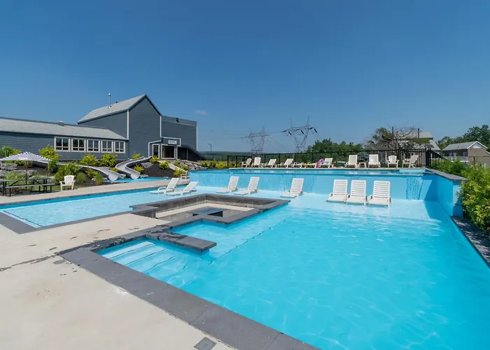 Condos Vacances Msa - Incluant Piscine Et Spas Exterieurs Chauffes A L'Annee!!