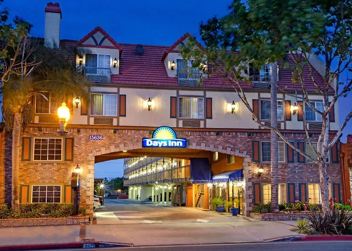 Days Inn By Wyndham Los Angeles Lax South Bay Beach City La