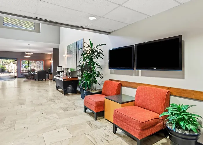 Radisson Portland Airport