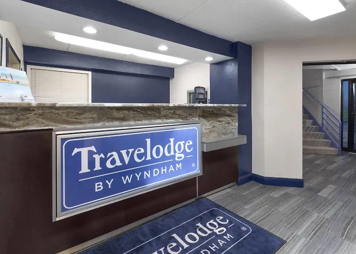 Travelodge By Wyndham Madison Heights Mi