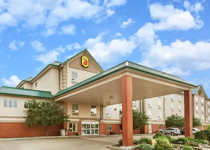 Super 8 By Wyndham Edmonton South Hotel
