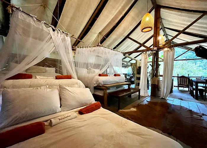 Ecocabaña Pocahontas en rio Santo Domingo, Melcocho