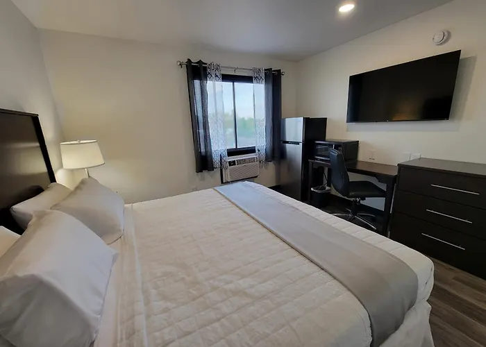 The Suite Inn Minot