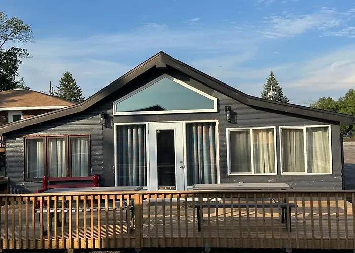 Glen Garry Motel And Cottages