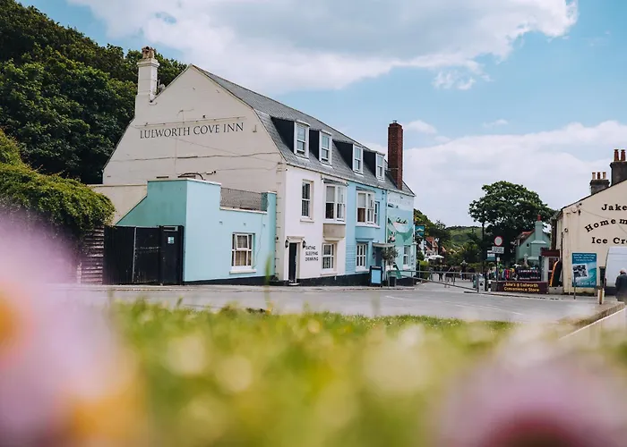 Lulworth Cove Inn