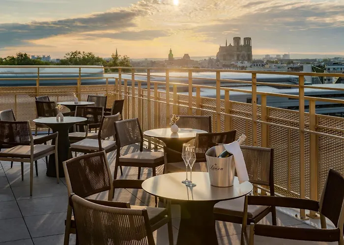 Holiday Inn Express & Suites Reims - Rives De Vesle By Ihg