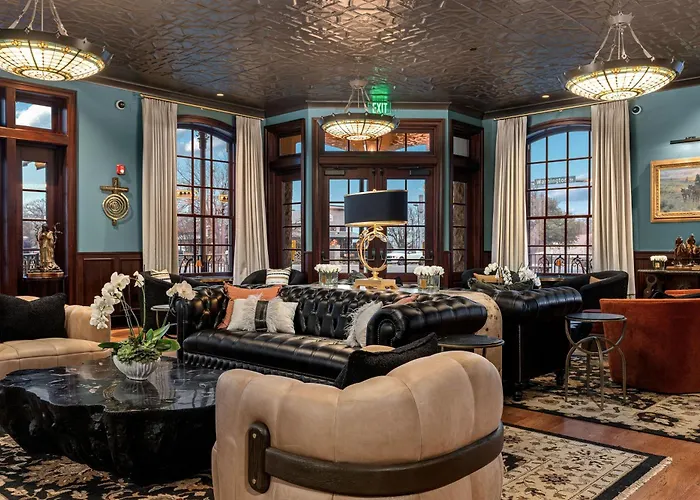 Emigrant Boutique Hotel