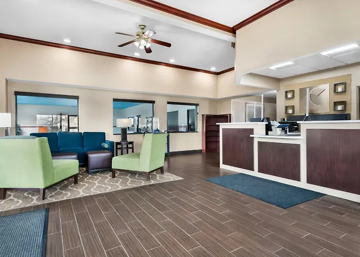 Comfort Inn & Suites