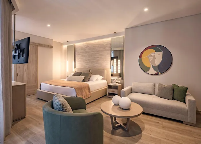 Le Parc Hotel, Beyond Stars