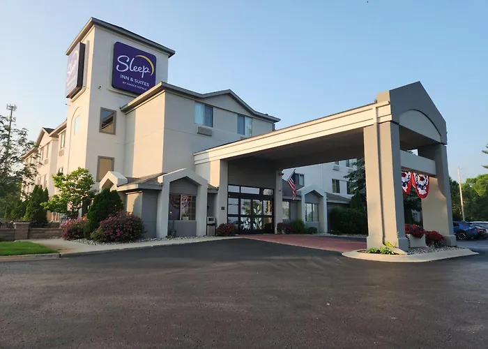 Sleep Inn & Suites Bay View Acme - Traverse City