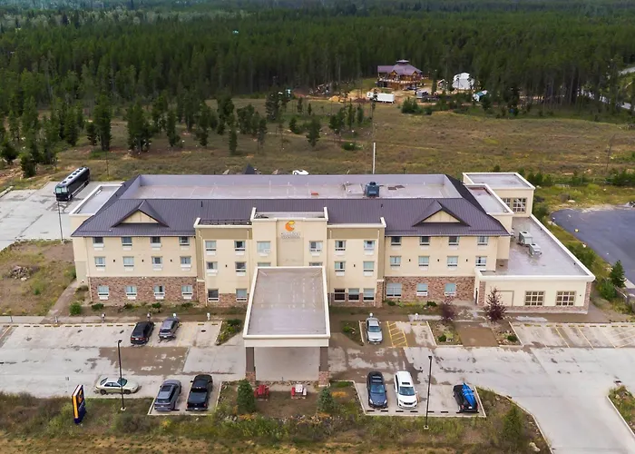 Comfort Inn & Suites