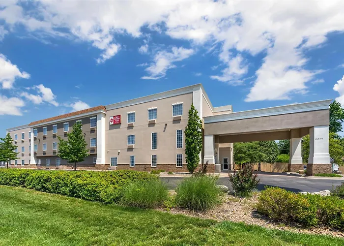 Best Western Plus Eastgate Inn & Suites