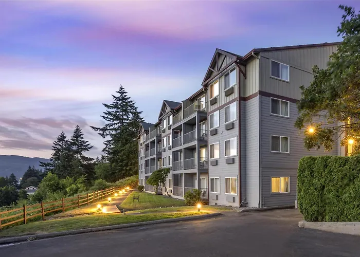 Best Western Plus Columbia River Inn