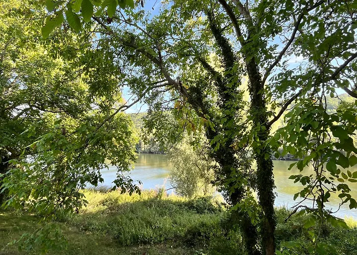 Cabane Dans Les Arbres Avec Bain Nordique