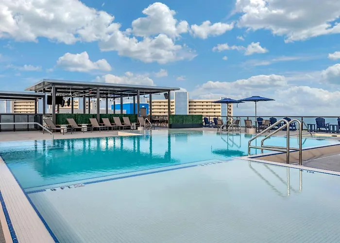 Cambria Hotel St Petersburg-Madeira Beach Marina