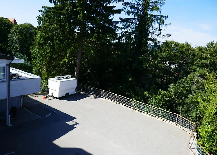 Bitzer Zentrum 24h Check In Gratis Parkplätze