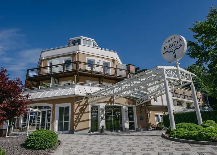 Hotel Albizia