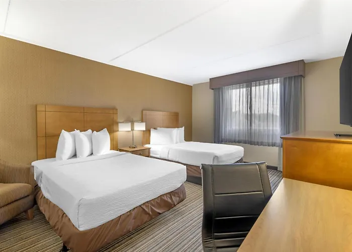 Best Western Royal Plaza And Trade Center