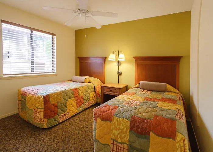 Crown Point Resort