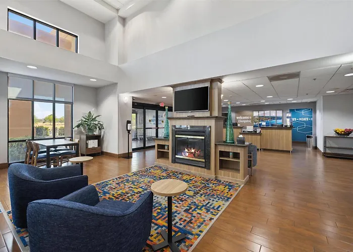 Hampton Inn & Suites Madera