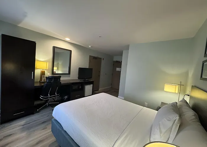 Wingate By Wyndham Bel Air I-95 Exit 77A - Apg Area