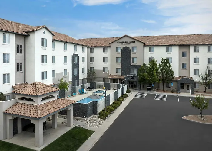 Towneplace Suites By Marriott Airport