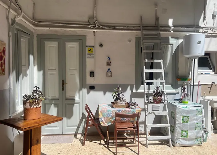 The Lighthouse Accommodation Taranto