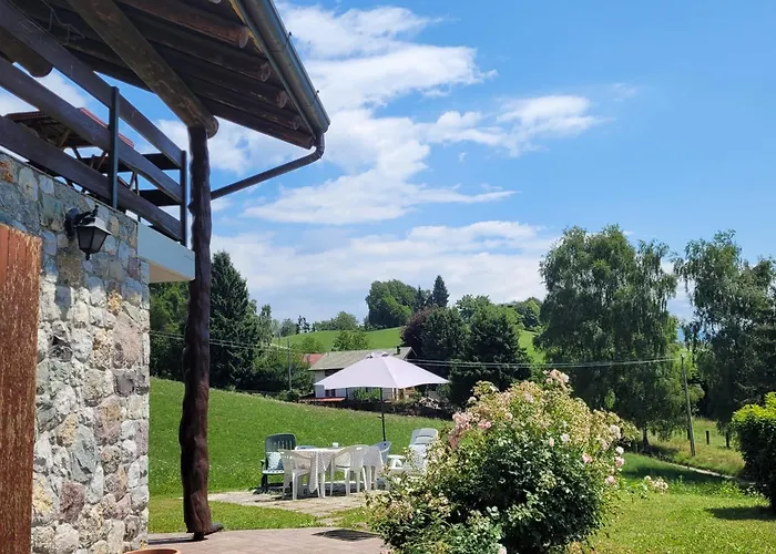 Cinque Abeti Agrialloggio Mountain Lake Iseo Hospitality
