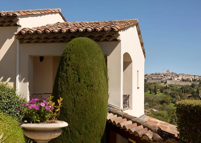 Hotel La Grande Bastide