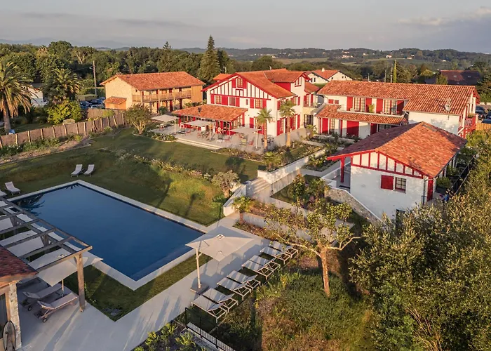 Hôtel Laminak, The Originals Relais