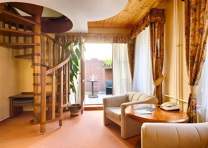 Hotel Concertino Zlata Husa Jindřichův Hradec