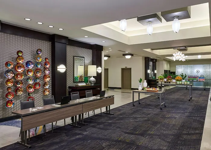 Renaissance Downtown