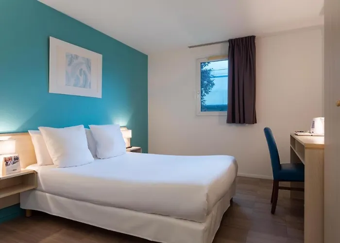 Comfort Hotel Orleans Saran