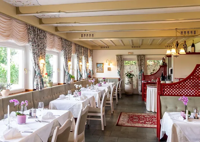 Hotel Koenig Laurin San Genesio Atesino