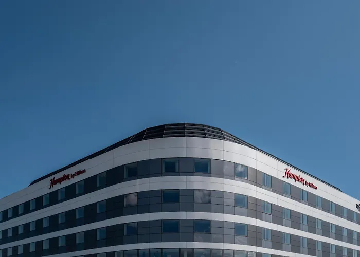Hotel Hampton By Hilton Lyon Airport à Colombier-Saugnieu