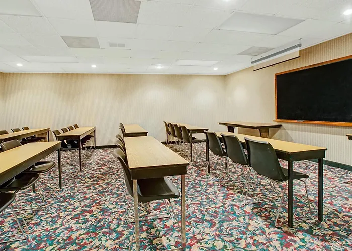 Days Inn By Wyndham Parsippany