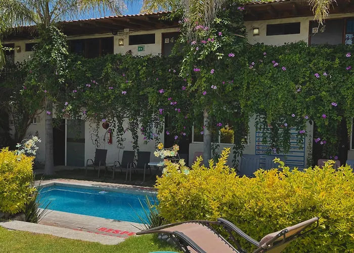 Hotel Villas Mariposas