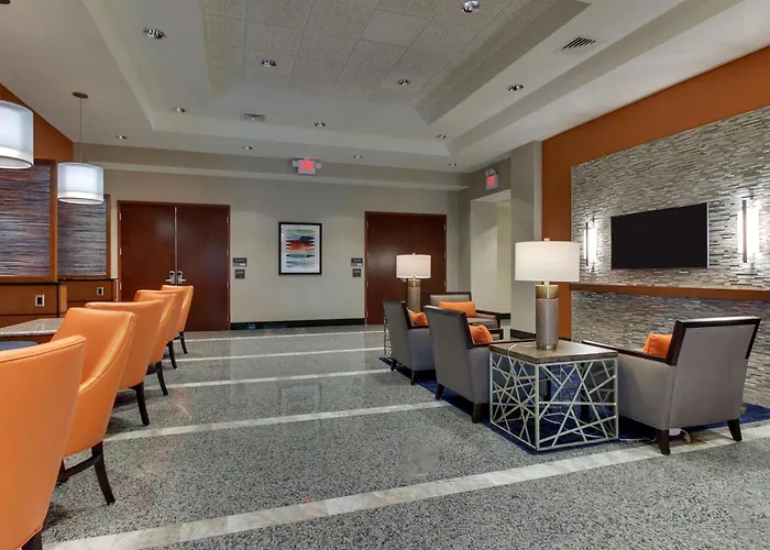 Drury Inn & Suites West