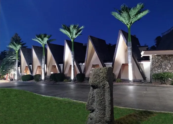 Tiki Resort - Lake George