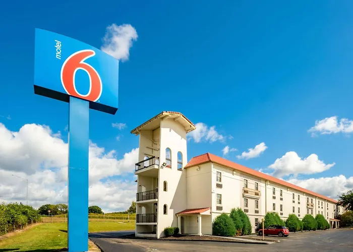 Motel 6-, Mo